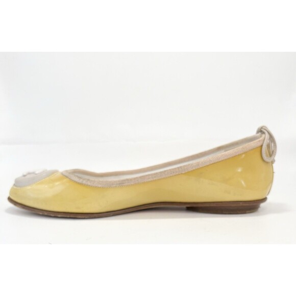 Chanel Ballet Flats Yellow Patent Leather w/ Large CC Logo Y2K Sz EU 34.5 4.5 - Picture 15 of 16